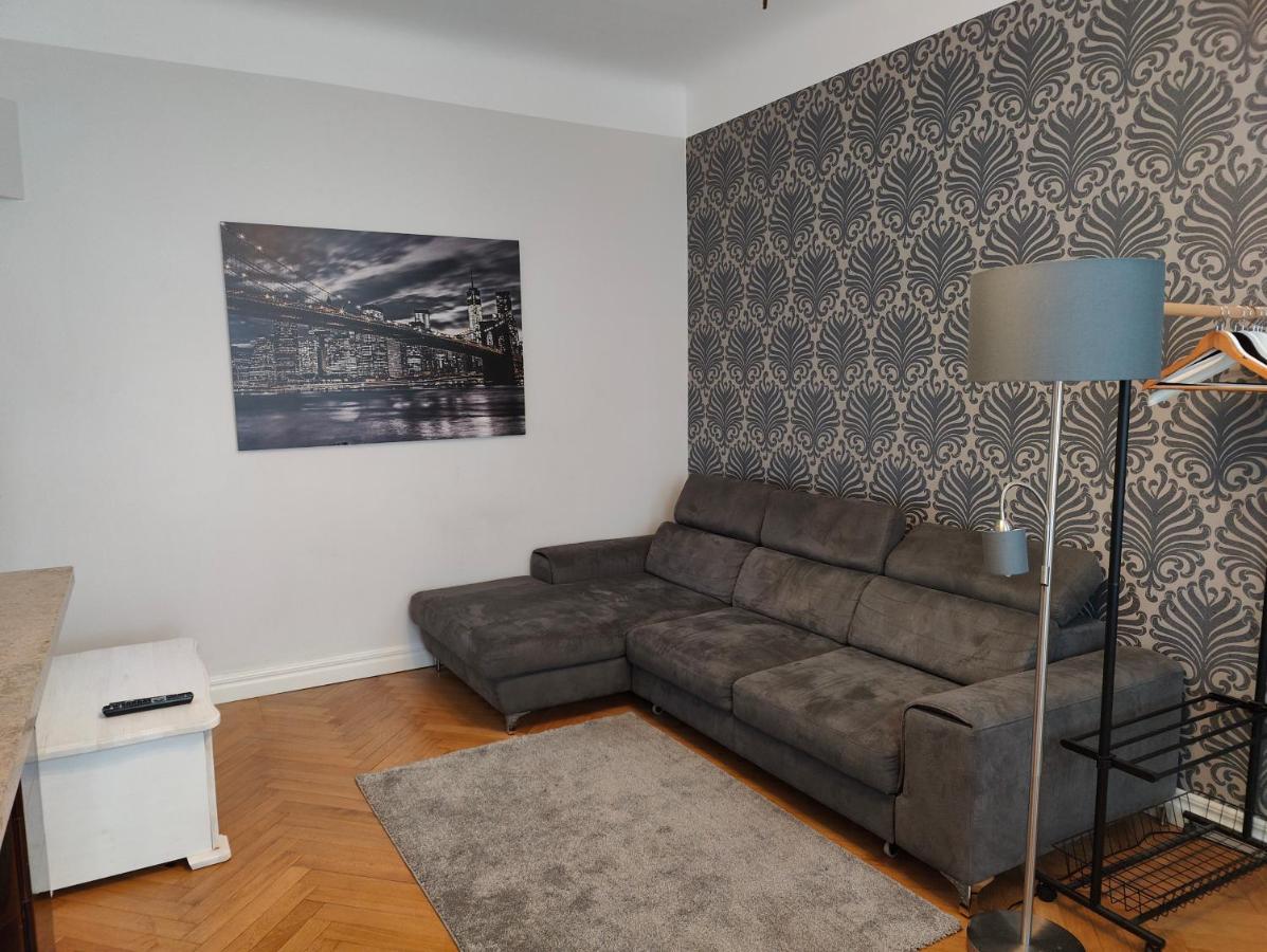 טאלין Tatari 32 One-Bedroom Apartment מראה חיצוני תמונה